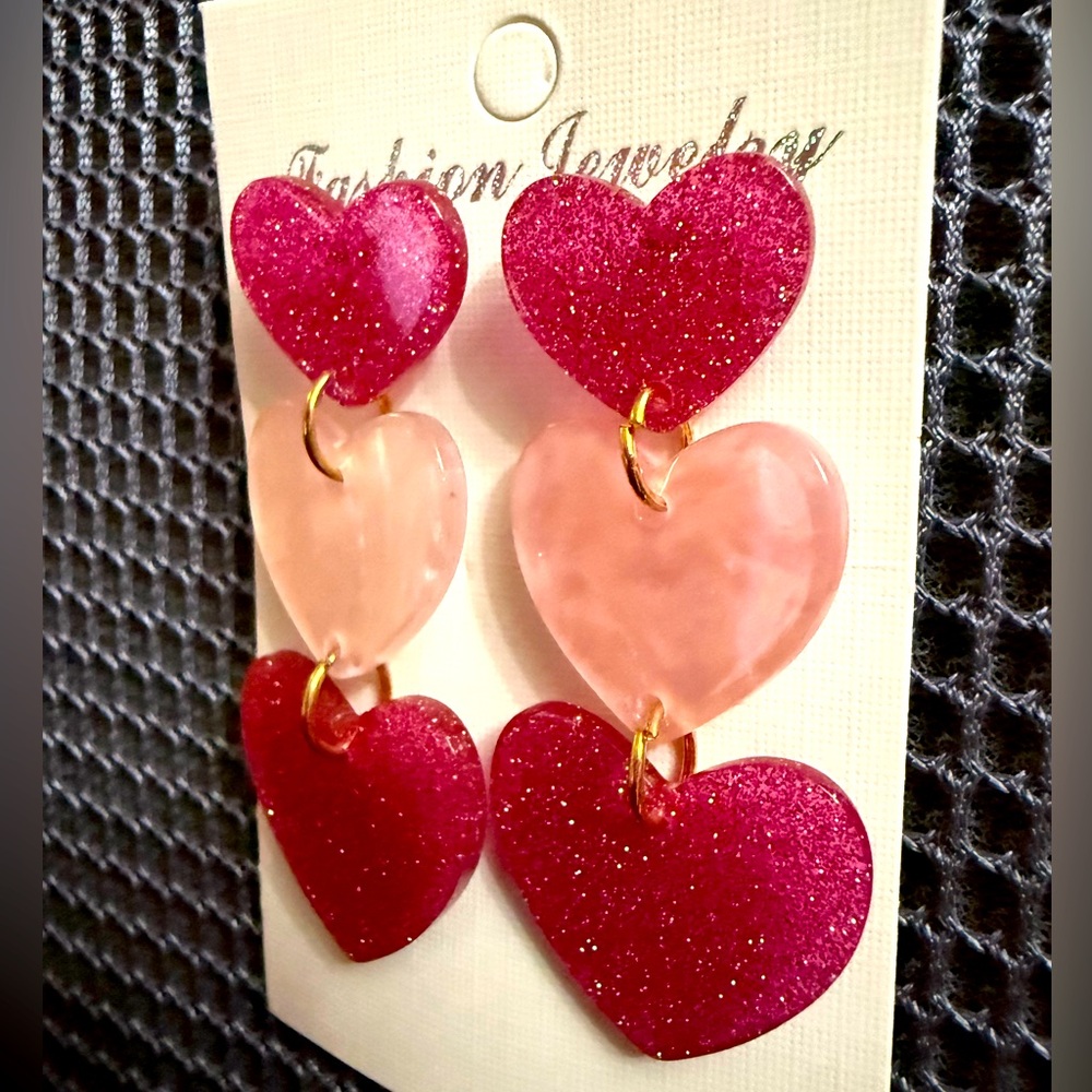 Heart Dangle Earrings – Pink & Sparkly Charm!